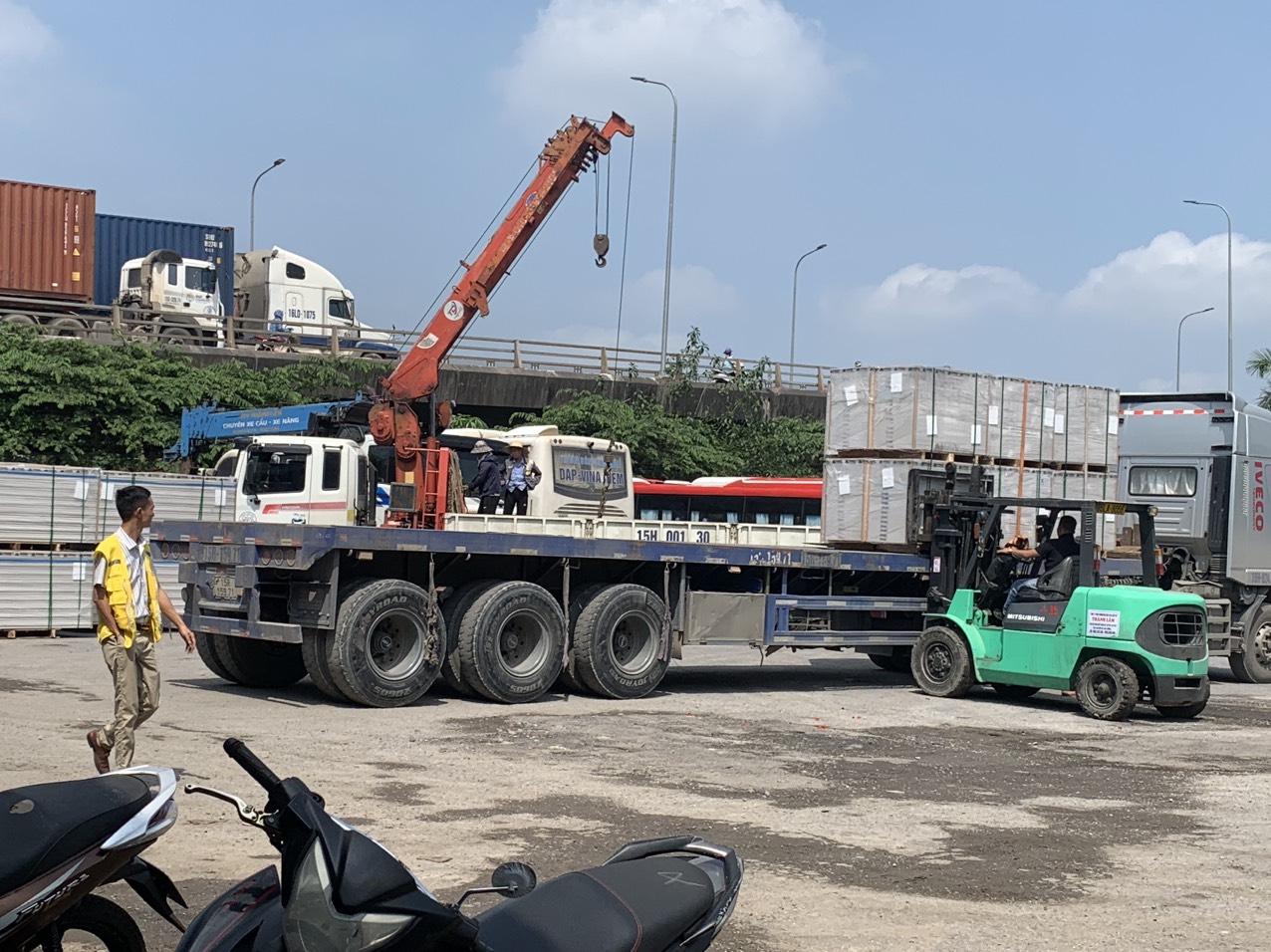 Thuê xe cẩu tại Lê Chân Hải Phòng