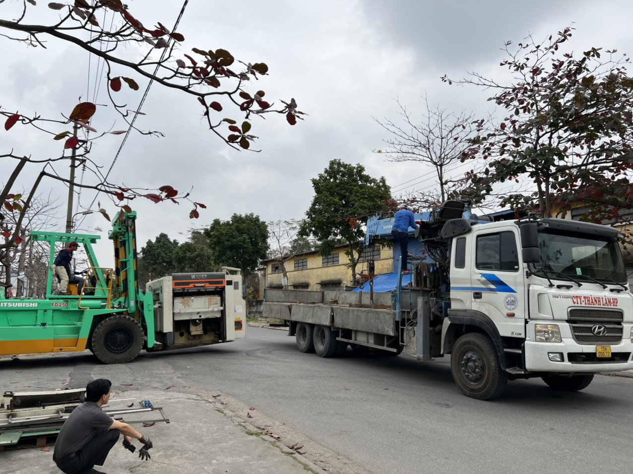 Thuê xe nâng tại KCN Nomura Hải Phòng